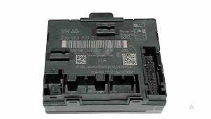 Gebruikte Deur module Volkswagen Passat (3G2) 1.6 TDI 16V Prijs € 15,00 Margeregeling aangeboden door Automaterialen Ronald Morien B.V.