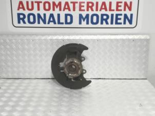 Gebruikte Asschenkel rechts-voor Volvo V50 (MW) 1.6 D2 16V Prijs € 49,00 Margeregeling aangeboden door Automaterialen Ronald Morien B.V.