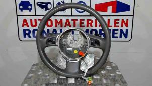 Gebruikte Stuurwiel Audi A8 (D3) 4.2 V8 40V Quattro Prijs € 95,00 Margeregeling aangeboden door Automaterialen Ronald Morien B.V.