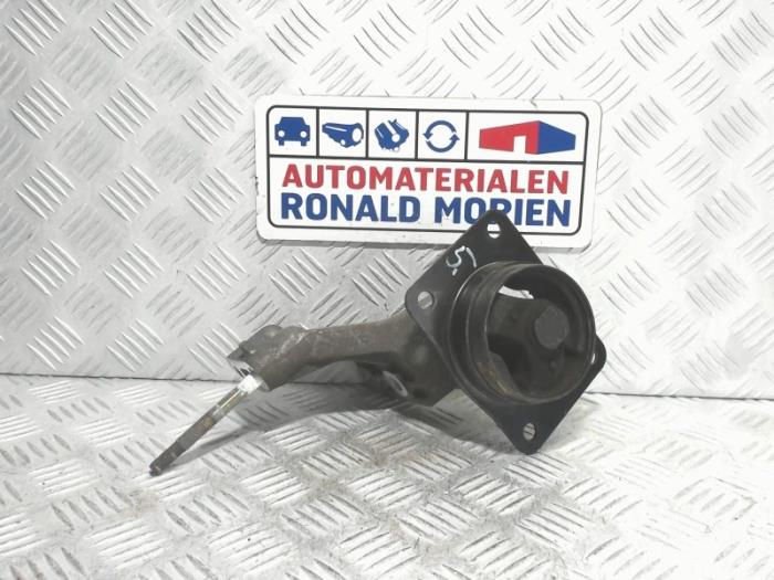 Motorsteun van een Suzuki SX4 (EY/GY) 1.6 16V 4x2 2010