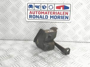 Gebruikte Motorrubber Suzuki SX4 (EY/GY) 1.6 16V 4x2 Prijs € 19,00 Margeregeling aangeboden door Automaterialen Ronald Morien B.V.