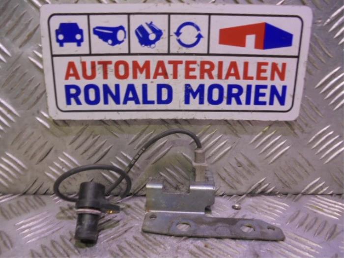 Gebruikte Krukas sensor Volkswagen Phaeton (3D) 3.0 V6 TDI 24V 4Motion Prijs € 29,00 Margeregeling aangeboden door Automaterialen Ronald Morien B.V.