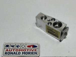 Gebruikte Expansieklep airco Volkswagen Golf Prijs € 34,99 Inclusief btw aangeboden door Automaterialen Ronald Morien B.V.