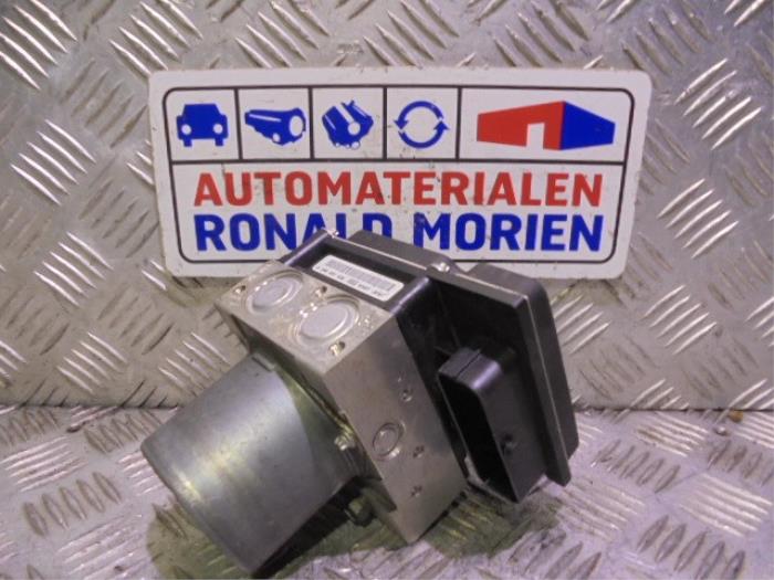 Gebruikte ABS Pomp Audi RS 5 (8T3) RS5 4.2 V8 32V Prijs € 250,00 Margeregeling aangeboden door Automaterialen Ronald Morien B.V.