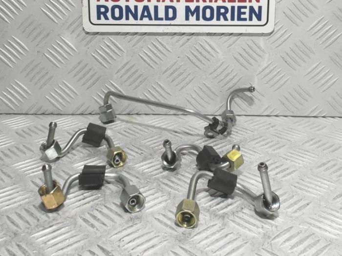 Nieuwe Dieselleiding Set Volkswagen Passat Variant (3G5) 1.6 TDI 16V Prijs € 89,00 Inclusief btw aangeboden door Automaterialen Ronald Morien B.V.