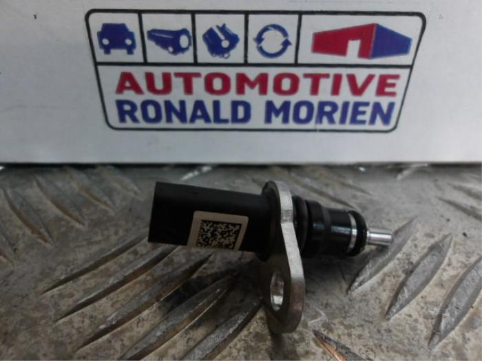 Gebruikte Temperatuursensor Motor Volkswagen T-Roc Prijs € 20,00 Inclusief btw aangeboden door Automaterialen Ronald Morien B.V.