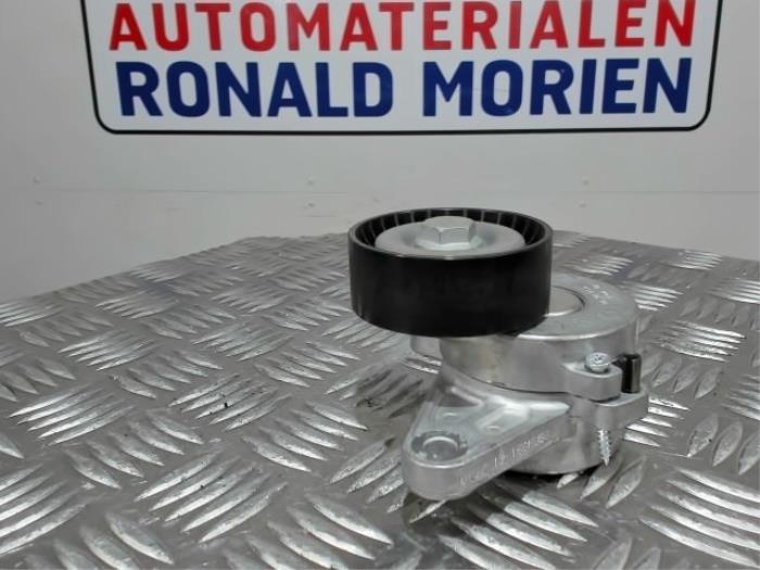 Nieuwe Spanner multiriem Volkswagen Golf VII (AUA) 1.6 TDI BMT 16V Prijs € 18,15 Inclusief btw aangeboden door Automaterialen Ronald Morien B.V.