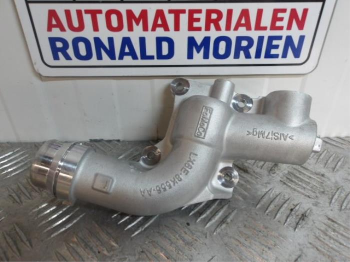 Gebruikte Waterslang aansluiting Ford Kuga III (DFK) 2.5 PHEV 16V Prijs € 45,00 Inclusief btw aangeboden door Automaterialen Ronald Morien B.V.