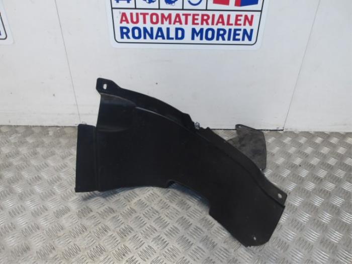 Gebruikte Modderkuip Volkswagen CC (358) 2.0 TSI 16V Prijs € 20,00 Inclusief btw aangeboden door Automaterialen Ronald Morien B.V.