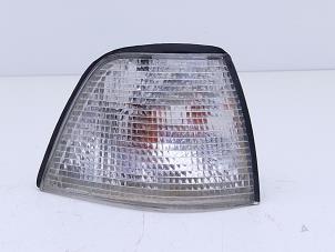 Gebruikte Clignoteur rechts BMW 3 serie Compact (E36/5) 316i Prijs € 19,00 Margeregeling aangeboden door Automaterialen Ronald Morien B.V.