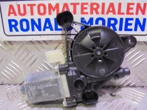 Gebruikte Portierruitmotor Volkswagen Crafter (SY) 2.0 TDI Prijs € 19,00 Margeregeling aangeboden door Automaterialen Ronald Morien B.V.