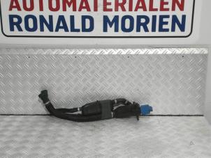 Gebruikte Vulpijp ad-blue tank Volkswagen Transporter/Caravelle T6 2.0 TDI 150 Prijs € 54,45 Inclusief btw aangeboden door Automaterialen Ronald Morien B.V.