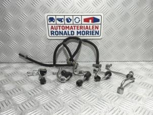 Gebruikte Dieselleiding Set Volkswagen Transporter/Caravelle T6 2.0 TDI 150 4Motion Prijs € 115,00 Inclusief btw aangeboden door Automaterialen Ronald Morien B.V.