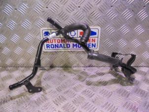 Gebruikte Waterpijp Volkswagen Transporter/Caravelle T6 2.0 TDI 150 4Motion Prijs € 40,00 Inclusief btw aangeboden door Automaterialen Ronald Morien B.V.