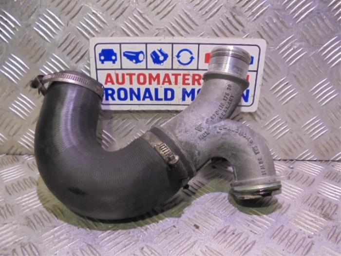 Gebruikte Intercooler Buis Porsche Panamera (970) 3.0 D V6 24V Prijs € 54,99 Inclusief btw aangeboden door Automaterialen Ronald Morien B.V.