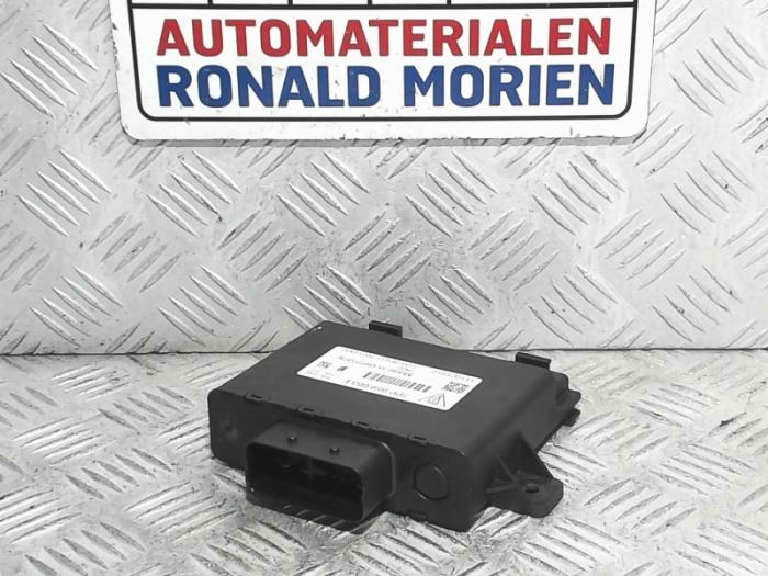 Gebruikte Computer Diversen Porsche Panamera (970) 3.0 D V6 24V Prijs € 42,35 Inclusief btw aangeboden door Automaterialen Ronald Morien B.V.