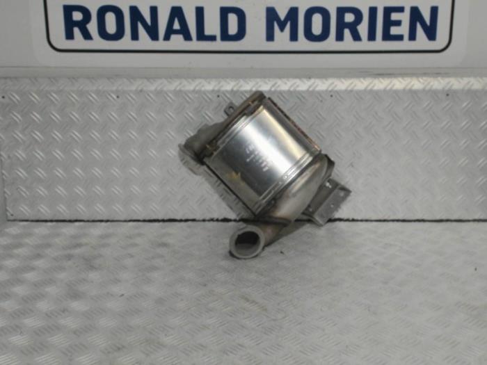 Gebruikte Roetfilter Volkswagen Golf VII (AUA) 2.0 TDI 16V Prijs € 719,95 Inclusief btw aangeboden door Automaterialen Ronald Morien B.V.