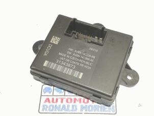 Gebruikte Centrale Deurvergrendelings Module Volvo V40 (MV) 2.0 D4 16V Prijs € 25,00 Margeregeling aangeboden door Automaterialen Ronald Morien B.V.