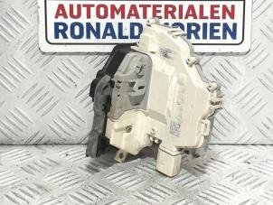 Gebruikte Deurslot Mechaniek 4Deurs rechts-achter Audi A4 (B9) 3.0 TDI V6 24V Quattro Prijs € 34,99 Inclusief btw aangeboden door Automaterialen Ronald Morien B.V.