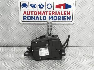 Gebruikte Versnellingspook Audi A4 (B9) 3.0 TDI V6 24V Quattro Prijs € 124,99 Inclusief btw aangeboden door Automaterialen Ronald Morien B.V.
