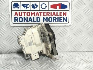 Gebruikte Portierslot Mechaniek 4Deurs links-achter Audi A4 Avant (B9) 2.0 TDI Ultra 16V Prijs € 34,99 Inclusief btw aangeboden door Automaterialen Ronald Morien B.V.
