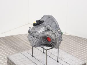 Nieuwe Versnellingsbak Renault Master III (FV) 2.3 dCi 125 16V FWD Prijs € 1.996,50 Inclusief btw aangeboden door Automaterialen Ronald Morien B.V.