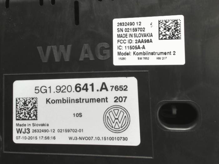 Cockpit van een Volkswagen Golf VII (AUA) 1.6 TDI BlueMotion 16V 2016