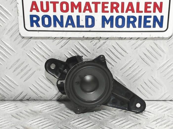 Gebruikte Luidspreker Audi A4 Avant (B9) 2.0 TFSI 16V g-tron Prijs € 19,00 Inclusief btw aangeboden door Automaterialen Ronald Morien B.V.
