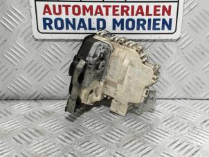 Gebruikte Portierslot Mechaniek 4Deurs rechts-voor Audi Q5 (8RB) 2.0 TFSI 16V Hybrid Quattro Prijs € 29,00 Inclusief btw aangeboden door Automaterialen Ronald Morien B.V.