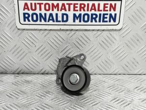 Nieuwe Spanrol Multiriem Volkswagen Scirocco (137/13AD) 2.0 TSI 16V Prijs € 34,99 Inclusief btw aangeboden door Automaterialen Ronald Morien B.V.