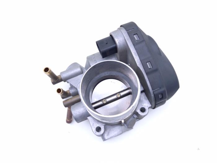Gebruikte Gasklephuis Volkswagen Golf IV (1J1) 1.6 Prijs € 25,00 Inclusief btw aangeboden door Automaterialen Ronald Morien B.V.