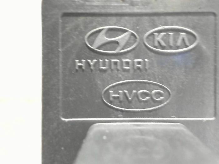 Kachel Verwarmingselement van een Kia Niro I (DE) 1.6 GDI Hybrid 2021