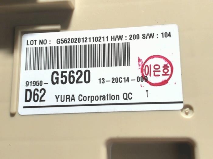 Zekeringkast van een Kia Niro I (DE) 1.6 GDI Hybrid 2021