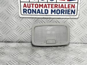 Gebruikte Binnenverlichting achter Kia Niro I (DE) 1.6 GDI Hybrid Prijs € 19,00 Margeregeling aangeboden door Automaterialen Ronald Morien B.V.