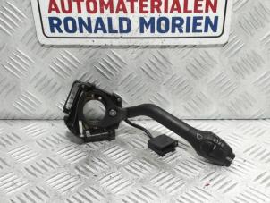 Gebruikte Ruitenwis Schakelaar Volkswagen Golf III (1H1) 2.8 VR6 Prijs € 15,00 Margeregeling aangeboden door Automaterialen Ronald Morien B.V.