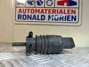 Gebruikte Ruitensproeier voor Audi A4 Prijs € 5,00 Margeregeling aangeboden door Automaterialen Ronald Morien B.V.