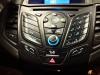 Radiobedienings paneel van een Ford Fiesta 6 (JA8) 1.0 EcoBoost 12V 100 2017