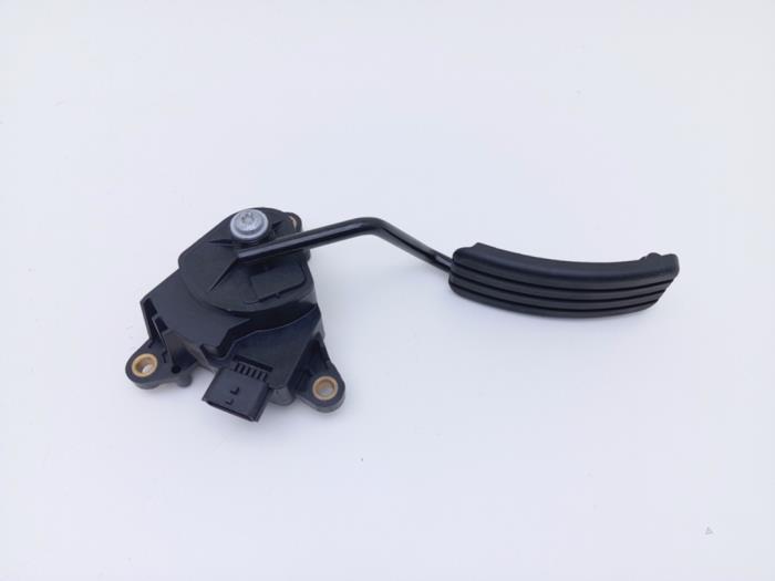 Gebruikte Gaspedaalpositie Sensor Renault Scénic II (JM) 1.9 dCi 130 Prijs € 25,00 Margeregeling aangeboden door Automaterialen Ronald Morien B.V.
