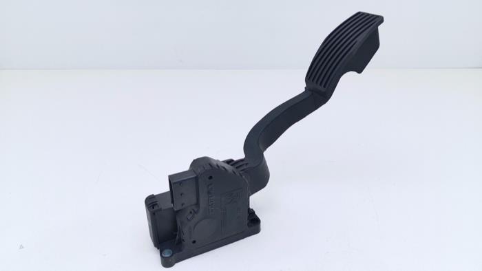 Gebruikte Gaspedaalpositie Sensor Opel Corsa D 1.3 CDTi 16V ecoFLEX Prijs € 9,99 Margeregeling aangeboden door Automaterialen Ronald Morien B.V.