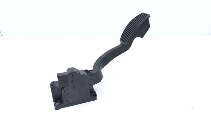 Gebruikte Gaspedaalpositie Sensor Opel Corsa D 1.3 CDTi 16V ecoFLEX Prijs € 9,99 Margeregeling aangeboden door Automaterialen Ronald Morien B.V.