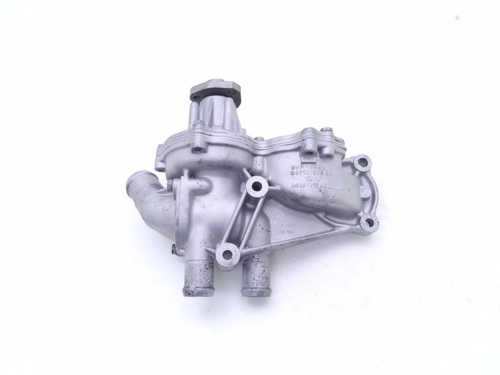 Gebruikte Waterpomp Volkswagen Golf III (1H1) 1.9 TD Prijs € 35,00 Margeregeling aangeboden door Automaterialen Ronald Morien B.V.