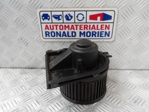 Gebruikte Kachel Ventilatiemotor Volkswagen Bora (1J2) 1.9 TDI 90 Prijs € 9,95 Margeregeling aangeboden door Automaterialen Ronald Morien B.V.
