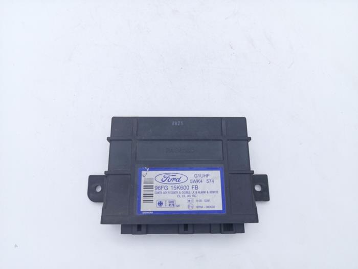 Gebruikte Computer Body Control Ford Fiesta 4 1.25 16V Prijs € 39,00 Margeregeling aangeboden door Automaterialen Ronald Morien B.V.