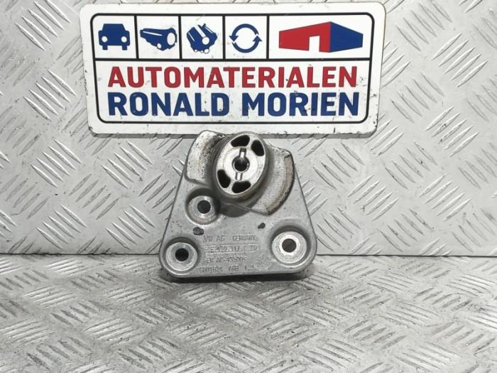 Gebruikte Motorsteun Volkswagen Golf VII (AUA) e-Golf Prijs € 19,00 Margeregeling aangeboden door Automaterialen Ronald Morien B.V.