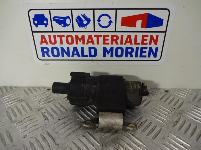 Gebruikte Waterpomp Mercedes Sprinter 3t (903) 313 CDI 16V Prijs € 30,00 Margeregeling aangeboden door Automaterialen Ronald Morien B.V.