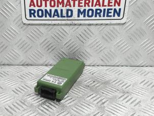 Gebruikte Telefoon Module Volkswagen Golf V 4Motion (1K1) 2.0 TDI 16V Prijs € 35,00 Margeregeling aangeboden door Automaterialen Ronald Morien B.V.