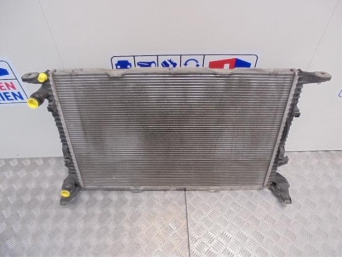 Gebruikte Radiateur Audi Q3 (8UB/8UG) 2.0 16V TFSI 170 Quattro Prijs € 50,00 Inclusief btw aangeboden door Automaterialen Ronald Morien B.V.