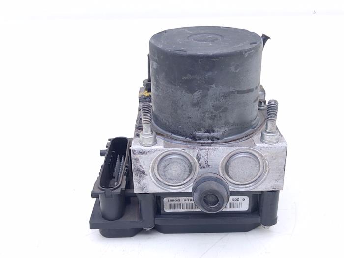 Gebruikte ABS Pomp Citroen C4 Berline (LC) 1.6 16V Prijs € 15,00 Margeregeling aangeboden door Automaterialen Ronald Morien B.V.