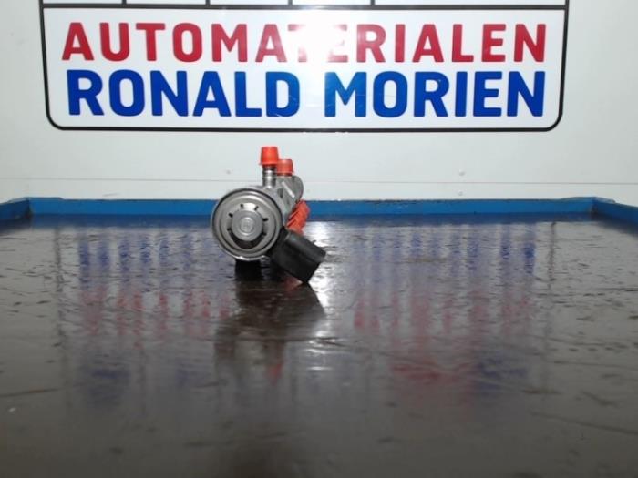 Gebruikte Brandstofverdeler Audi A5 Cabrio (F57/F5E) 2.0 TDI 16V Prijs € 139,15 Inclusief btw aangeboden door Automaterialen Ronald Morien B.V.