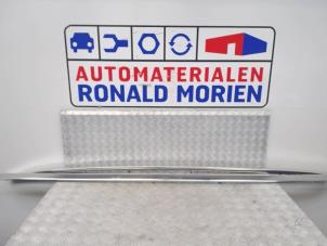 Gebruikte Roofrail set Volvo V60 I (FW/GW) 2.4 D4 20V AWD Prijs € 195,00 Margeregeling aangeboden door Automaterialen Ronald Morien B.V.